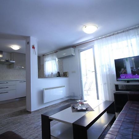 Green Place Apartments Порторож Экстерьер фото