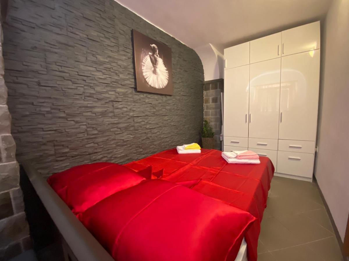 Green Place Apartments Порторож Экстерьер фото