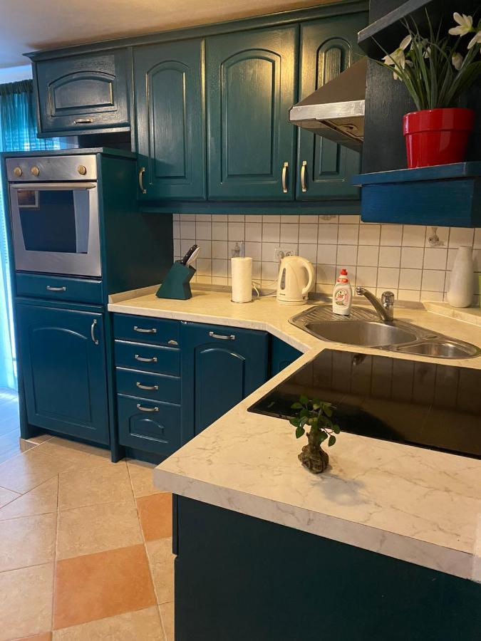 Green Place Apartments Порторож Экстерьер фото