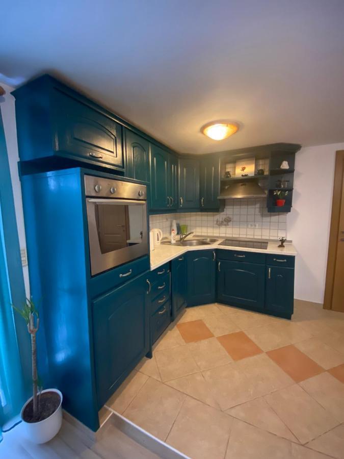 Green Place Apartments Порторож Экстерьер фото