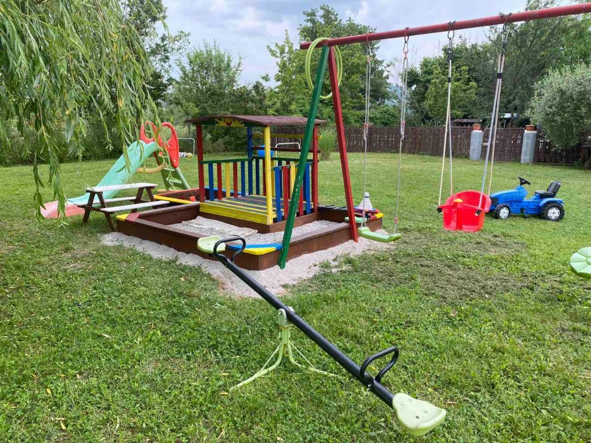 Green Place Apartments Порторож Экстерьер фото