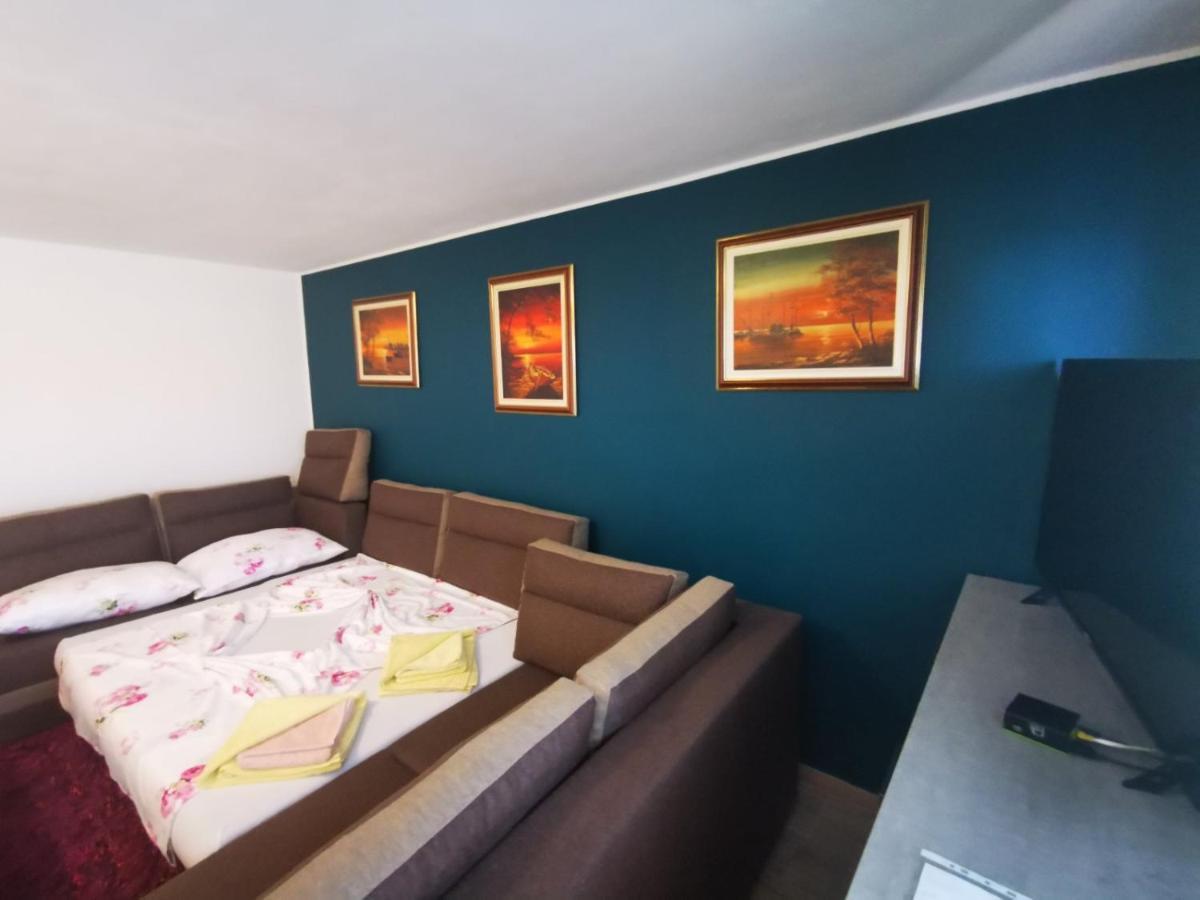 Green Place Apartments Порторож Номер фото