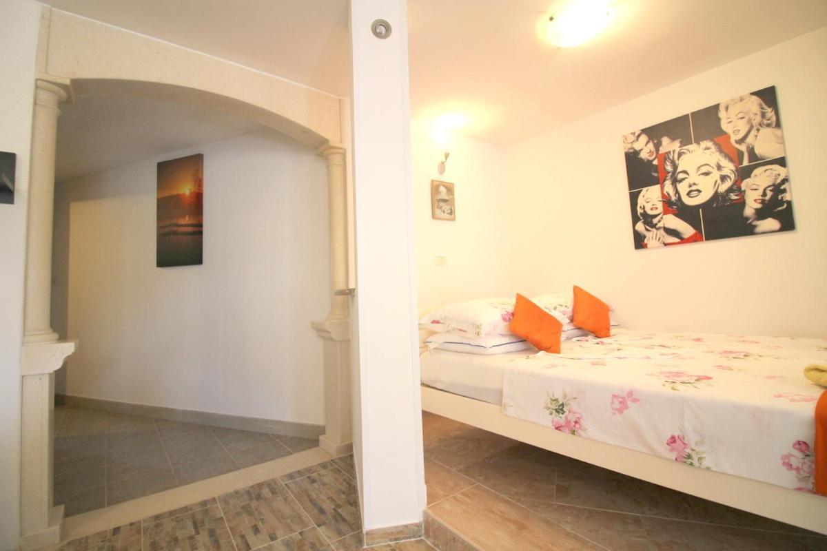 Green Place Apartments Порторож Экстерьер фото