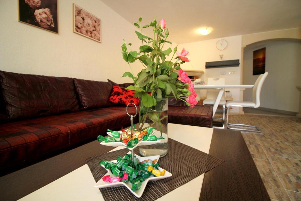 Green Place Apartments Порторож Экстерьер фото