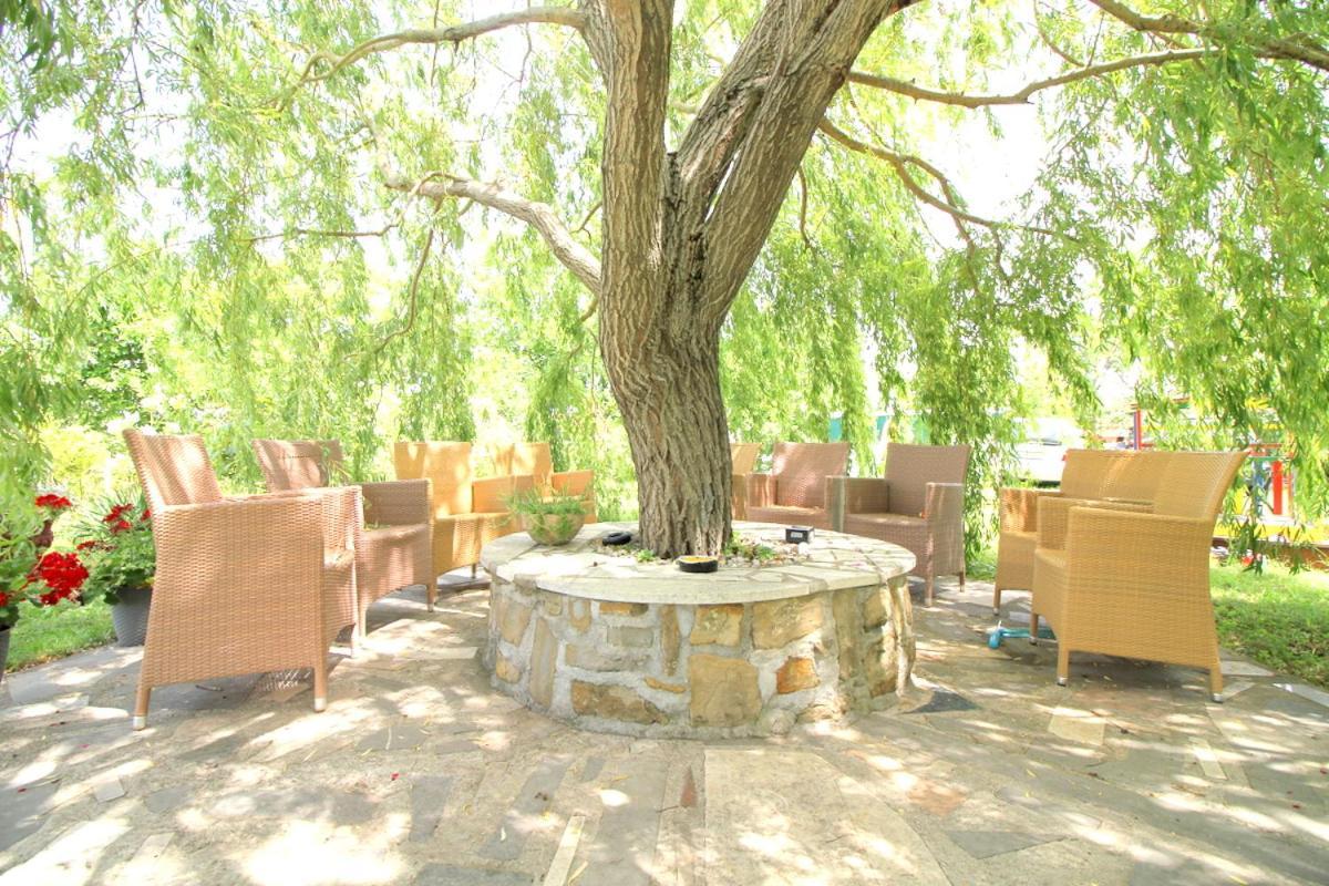 Green Place Apartments Порторож Экстерьер фото